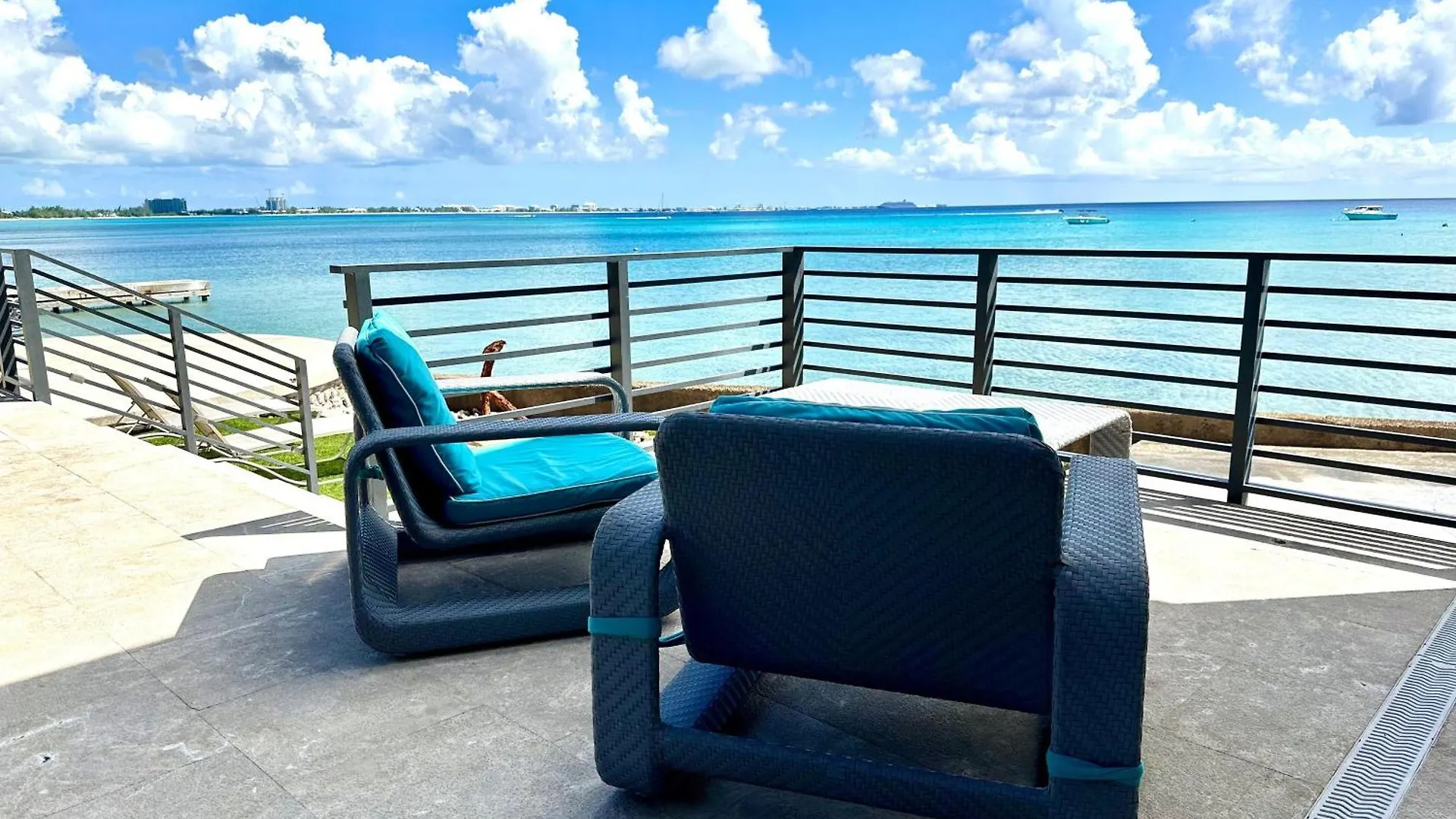 Ferienhaus Seven Mile View Condo #3A West Bay Kaimaninseln