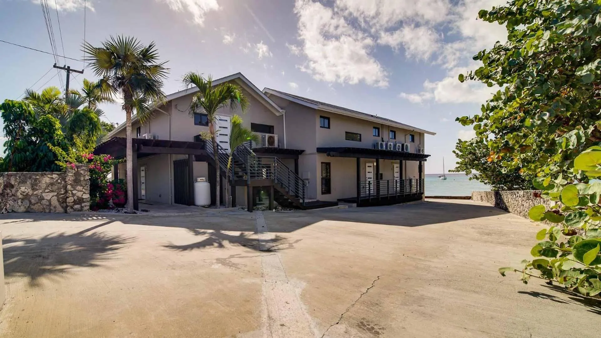 Ferienhaus Seven Mile View Condo #3A West Bay